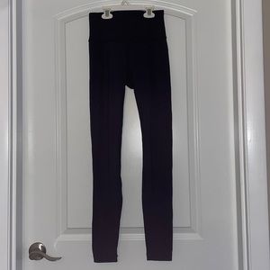 Black lululemon leggings size 2/4